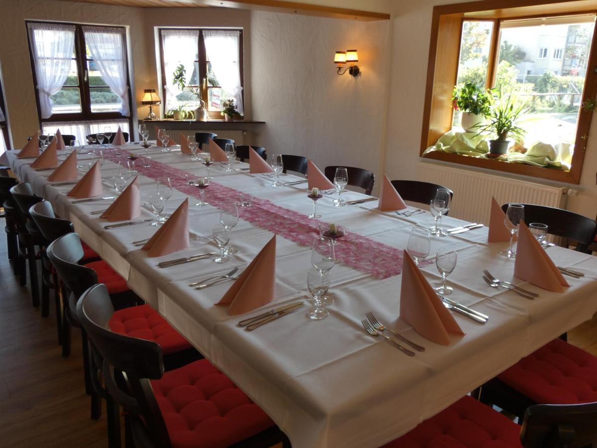 Gasthof Zum Engel Ballrechten-Dottingen Екстер'єр фото